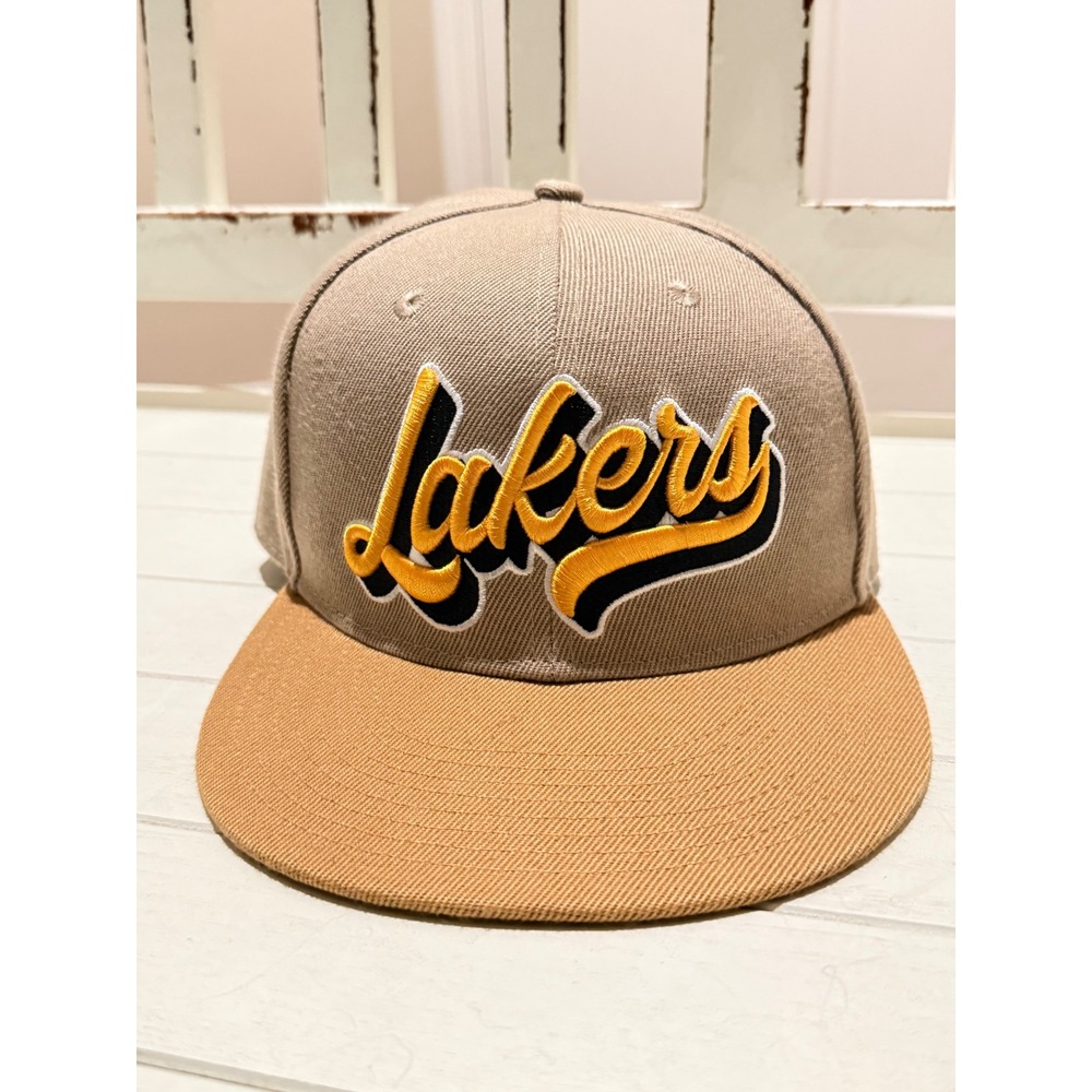 Ultra Game NBA Los Angeles Lakers Snapback Hat Tan Khaki Script Logo Cap Mens